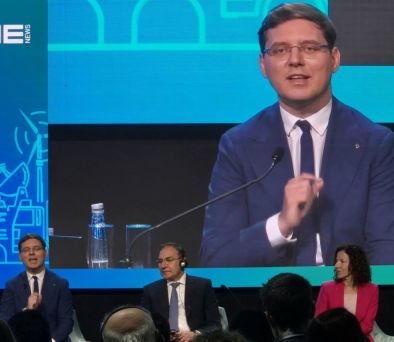 20% за образование в новия евробюджет, не сегашните 12% поиска вицето на Европарламента от София