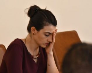Лена остави Киро сам и реве пред СОС