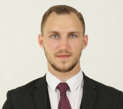 Какъвто и да е, Кирил Петков ни остави 5 моста над Дунав, завод за електромобили и самолет до Скопие
