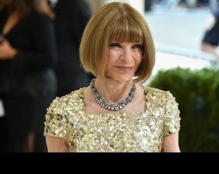 Как Ана Уинтур напусна ревю на Версаче заради мен