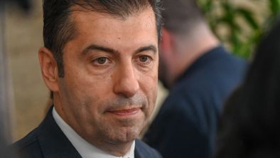 К.Петков не е подал оставка, а отпуска в НС
