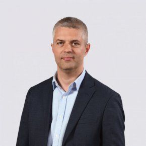 Зет, зам. и ПП-шеф пропяха за кмета на Варна, дал е поръчка и сеч на боклуджиите, чиито пари
