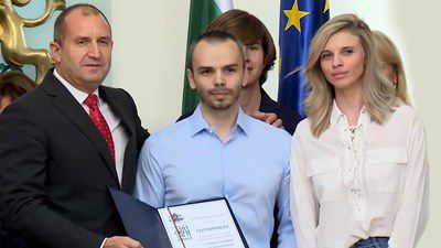 Лилана се омъжи тайно за съдружника си