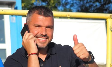 Валери Божинов става учител по физическо възпитание (ВИДЕО)