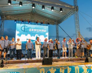 Автентична „Джурджуна“ огласи сърцето на Царево с нечувана сила 