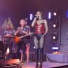 Михаела Маринова отбеляза 10 години на сцената с провокативно шоу