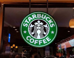 Starbucks затваря стотици кафенета от веригата