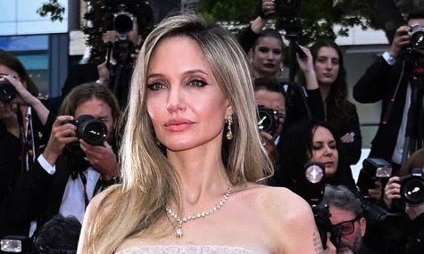 Тайната зад младежкия блясък на Анджелина Джоли на 50 години