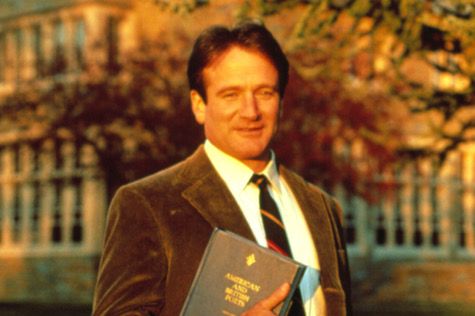 Робин Уилямс не следвал сценария в „Обществото на мъртвите поети“, разкри Итън Хоук