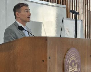 Кешът остава, без управляващ ИИ и чат контрол: Евродепутатът А. Ковачев