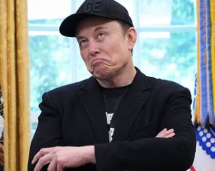 Роботите могат да изместят работата на хората: Илън Мъск