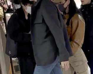 Кейти Пери и Джъстин Трюдо хванати за ръка на романтична среща в Токио