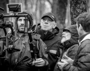 „БНТ представя“ актьора и режисьор Ивайло Христов с филма „HOMO LUDENS“