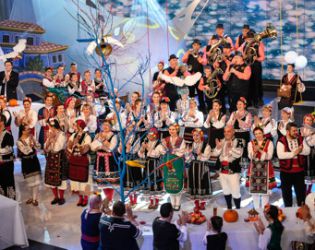 „Сватбарски мераци“, „Евро Кабаре“ и „Новите години на БНТ“ – Трилогия на Всенародното веселие в нов