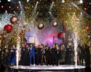 NOVA изпраща годината със специална празнична програма