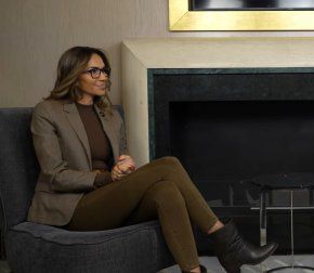 Силна съм заради отсъстващ баща, а агресията се превръща в емблема, но е слабост: Ив. Бакалова