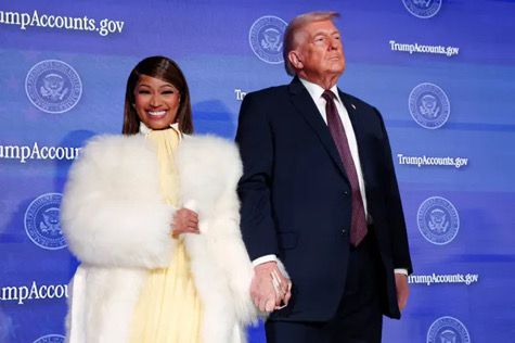 Ники Минаж се обяви за „фен №1“ на Тръмп