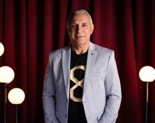 Кой ще изиграе Стоичков? 