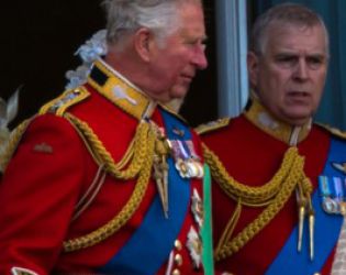 Принц Андрю дължи на кралското семейство милиони лири заради случая „Епстийн“