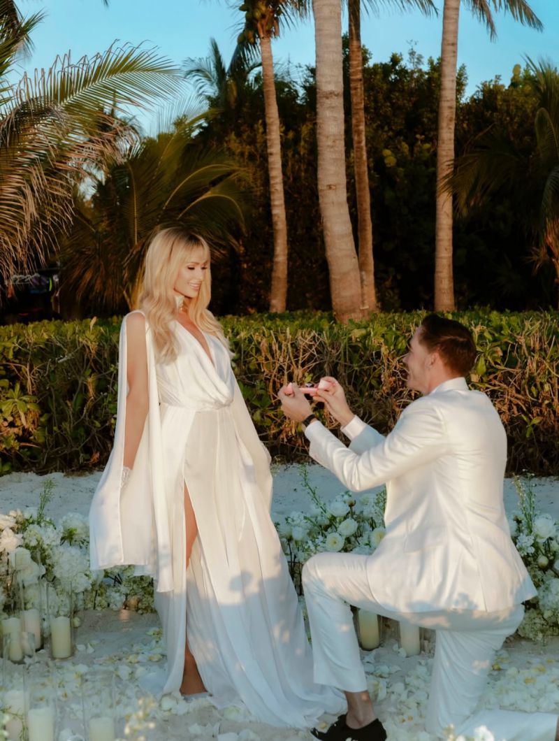 Парис Хилтън и съпруга й подновиха брачните обети