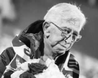 Отиде си Джони Велинов