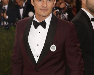 От месеци до десетилетия: Звездите, които избраха живот без секс