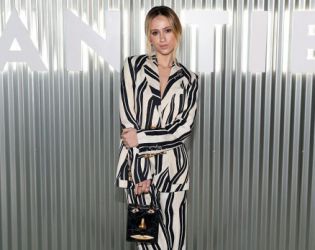 Мария Бакалова, Кая Гербер и Парис Джексън блеснаха на партито „Млад Холивуд“ на Vanity Fair