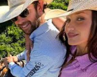 Бела Хадид се раздели с приятеля си и отново е свободна