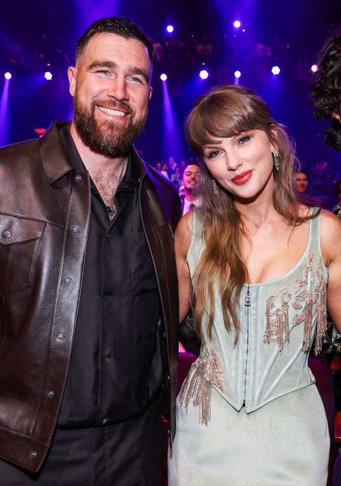 Тейлър Суифт блокирана от бразилска инфлуенсърка след триумфална вечер на наградите iHeartRadio