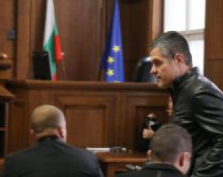 Съдът пак отказа да пусне Брендо от затвора