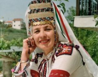 Почина народната певица Янка Рупкина