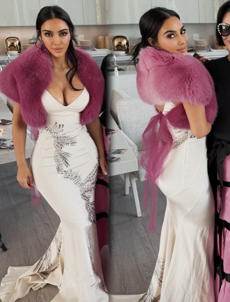 Ким Кардашиян критикувана за скъпа винтидж рокля на семейно Великденско събиране