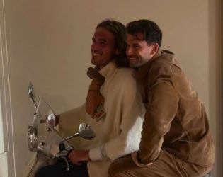 Григор Димитров и Стефанос Циципас на нощна разходка със скутер в Монте Карло