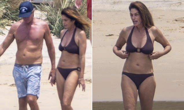     Синди Крауфорд блести на плажа в Мексико заедно със съпруга си