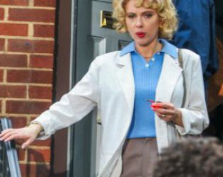 Д. Маринов със Скарлет Йохансон в Кан