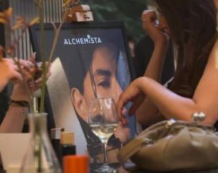 Парфюм върху парфюм: Новият тренд първо в Alchamista Hilton Sofia