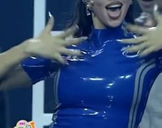 Дара взриви Атина на престижните музикални награди MAD VMA