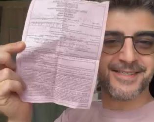 Сашо Кадиев отнесе глоба! Снима се докато шофира с дъщеря си