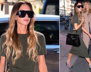 Виктория Бекъм с Hermes Kelly за £66 000 в новия си бутик в Ню Йорк