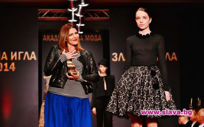 slava.bg : Антония Йорданова с модели от своята колекция slava.bg : Антония Йорданова с модели от своята колекция
