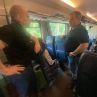 Министър хвана влака и рапортува