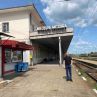 Министър хвана влака и рапортува