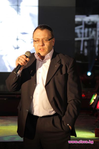 slava.bg : Емил Димитров - син slava.bg : Емил Димитров - син